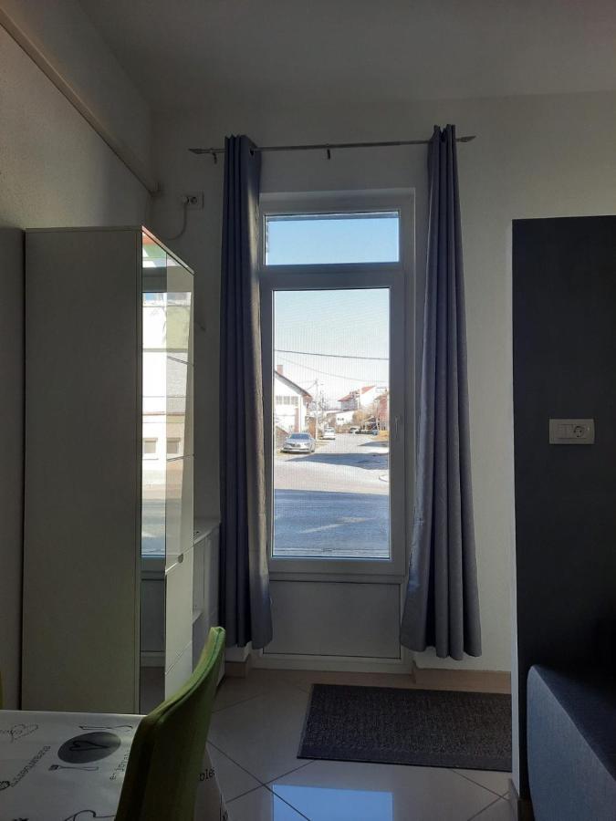 Apartment Gs Centar Gospic Exterior photo