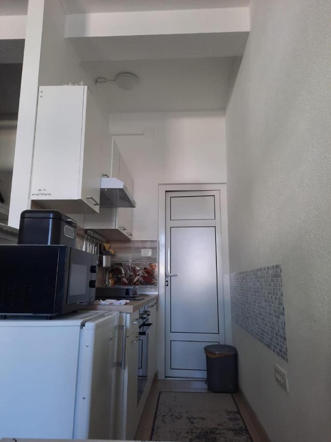 Apartment Gs Centar Gospic Exterior photo