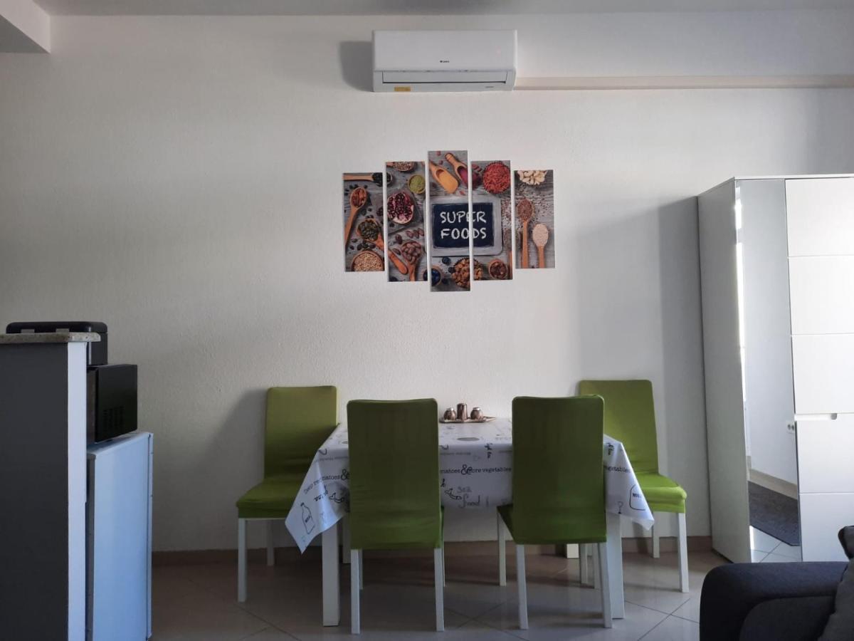 Apartment Gs Centar Gospic Exterior photo